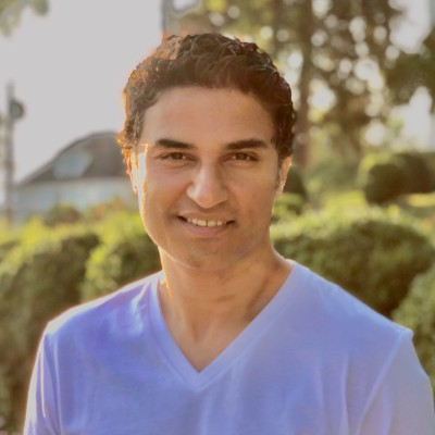 Portrait of Ali N. Khan, Managing Partner at 2B Capital